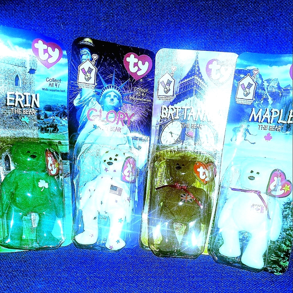 Original 4 International Ty Beanie baby bears Mint